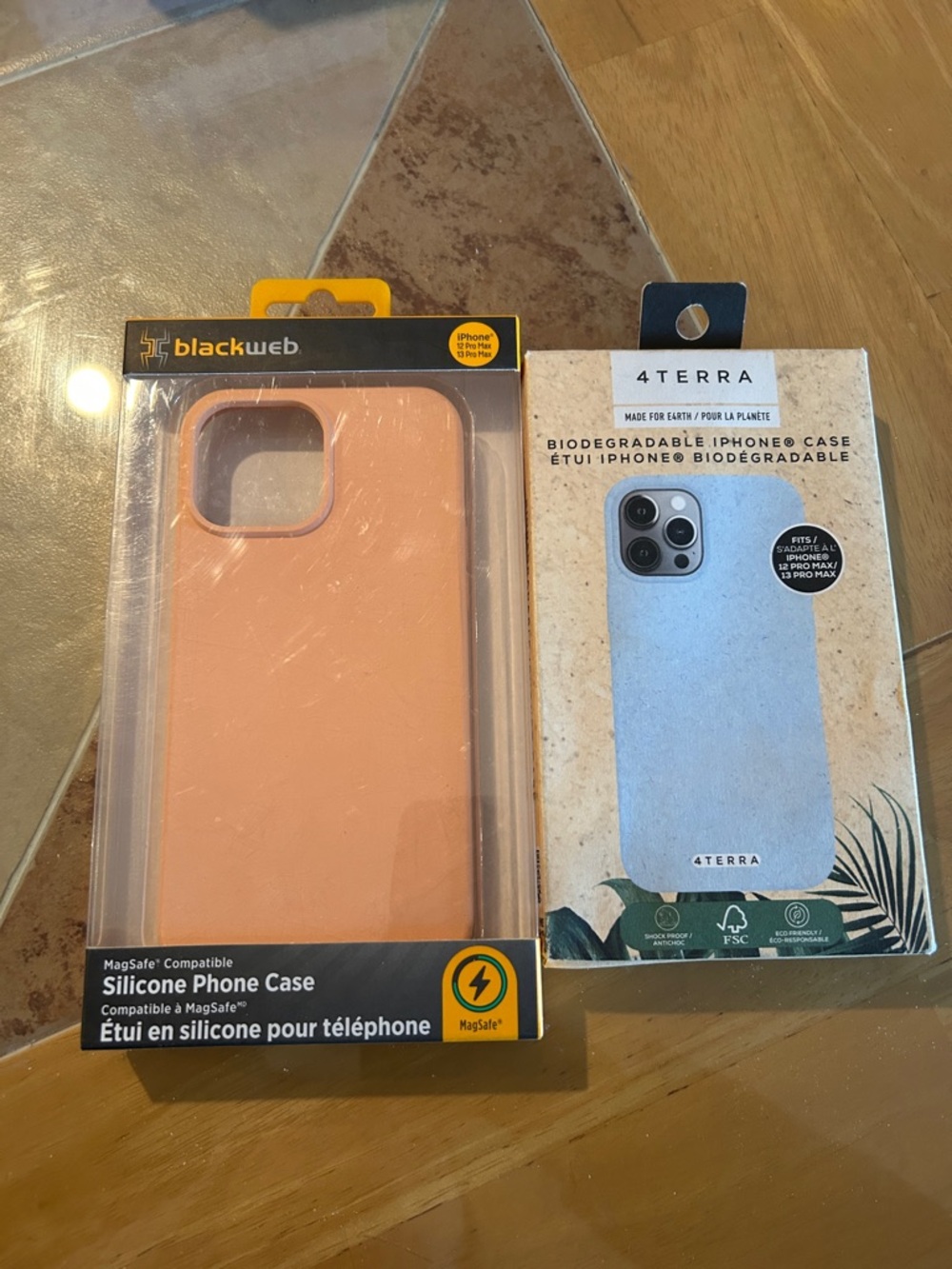 blackweb Peach Silicone MagSafe-Compatible Phone Case + 4terra blue case